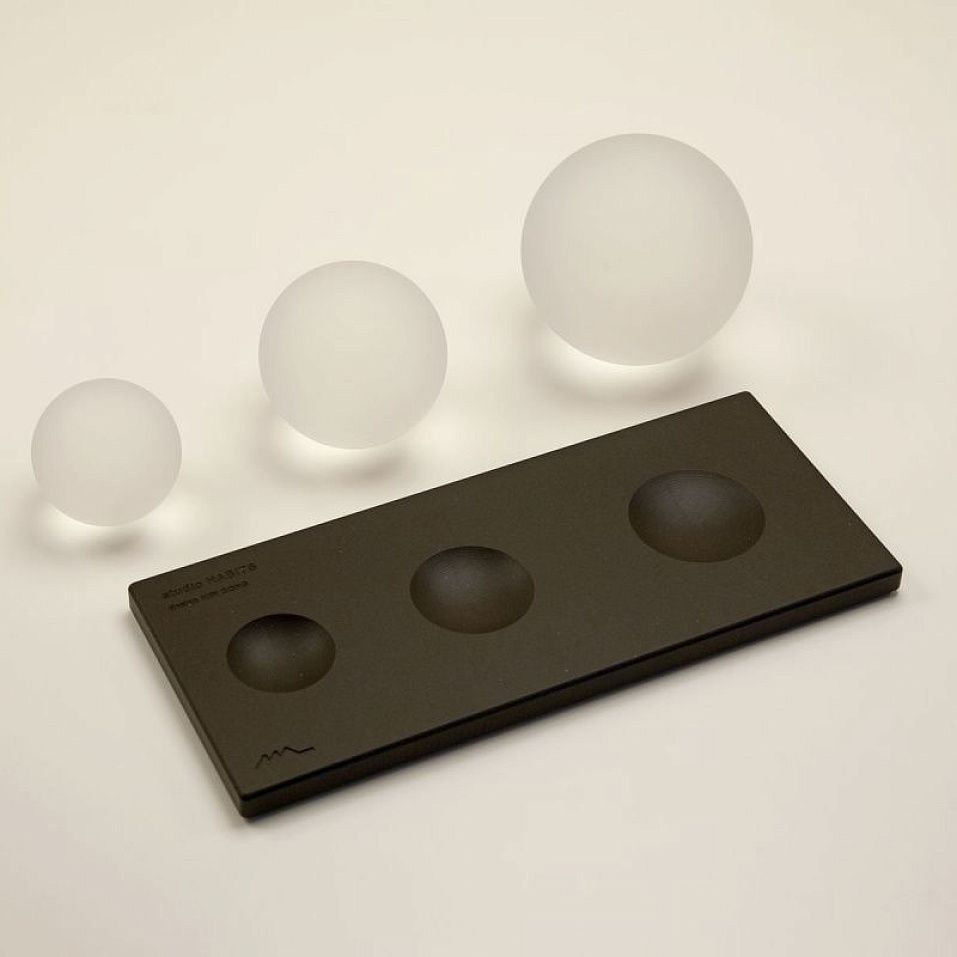 838/NE GRAMMOLUCE Black Opaque/clear// настольный  1х33  х   