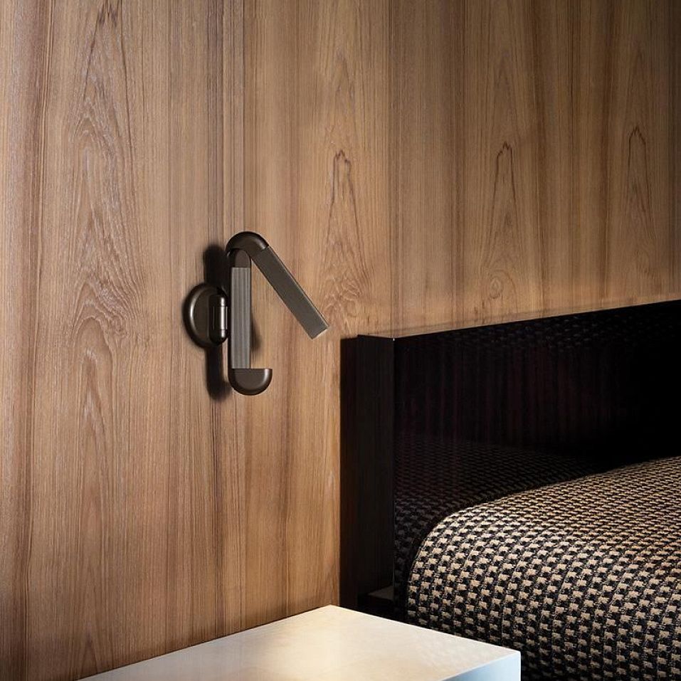 ACAM.006304 PICCHIO Brushed bronze frame///прозрачный настенный LED 1х3  х   