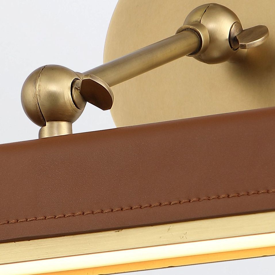 QN-VALISE-PL-S-VBS-CL VALISE  Vintage Brass/Cognac Leather ///Frosted  подсветка для картин LED 1х10   
