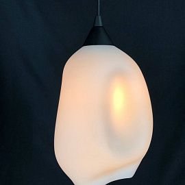 TULIP Moloko Matt TULIP черный матовый/белый// подвесной E27 1х60  х  TULIP Moloko Matt
