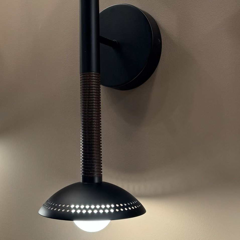 ALM-ARDEN-LED-2WB-MB ARDEN Matte Black, Walnut Wood Veneer/Matte Black//opal настенный  2х6.5  х   