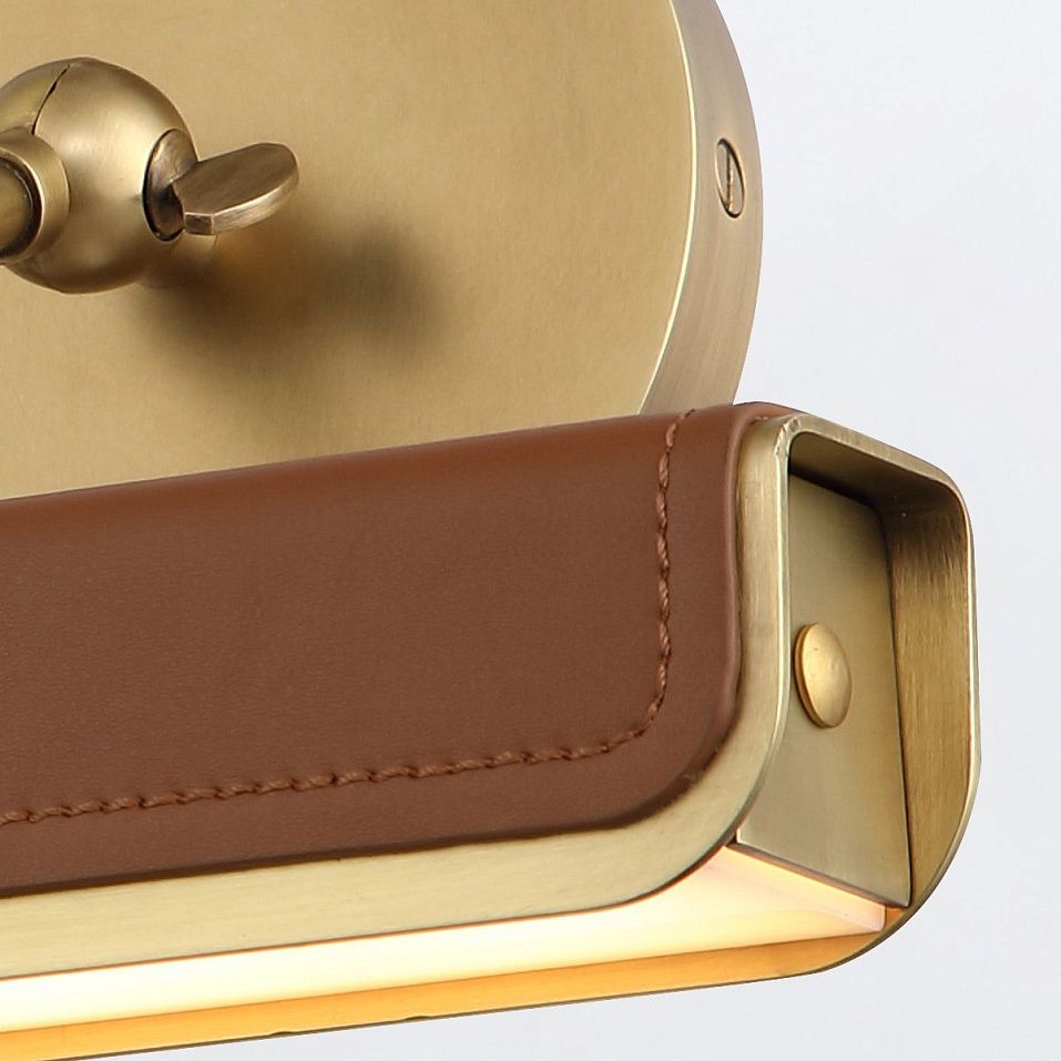 QN-VALISE-PL-S-VBS-CL VALISE  Vintage Brass/Cognac Leather ///Frosted  подсветка для картин LED 1х10   