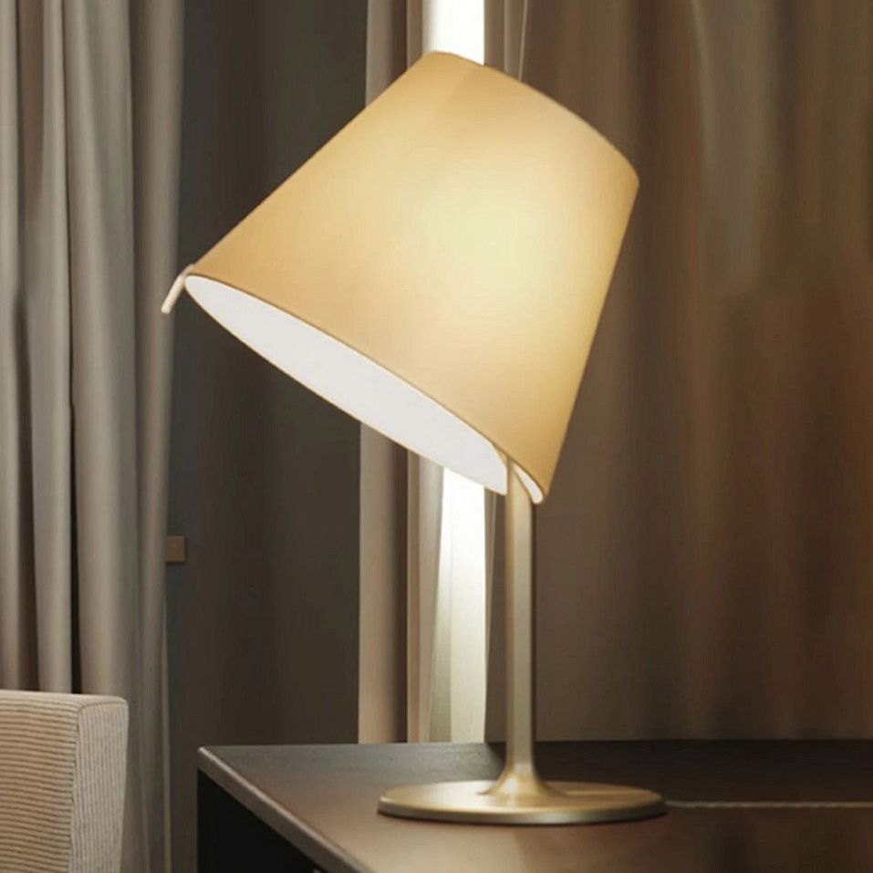 0710020A MELAMPO notte bronzе/beige// настольный E14 1х60  х   